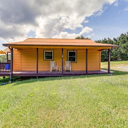 Blue Ridge Mountain Cabin With Views And Hot Tub Sparta Eksteriør bilde
