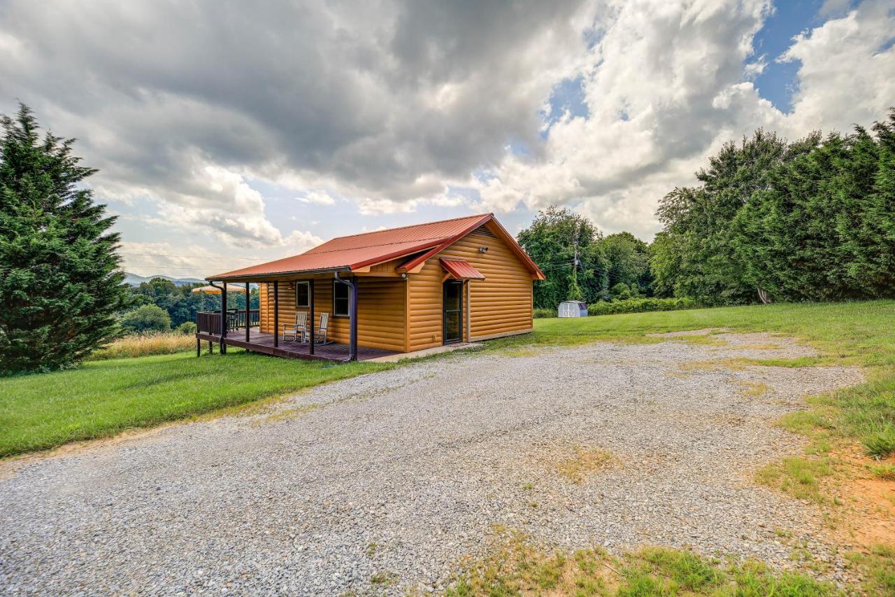 Blue Ridge Mountain Cabin With Views And Hot Tub Sparta Eksteriør bilde