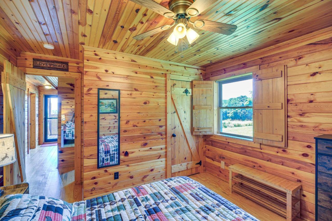 Blue Ridge Mountain Cabin With Views And Hot Tub Sparta Eksteriør bilde